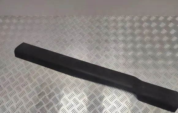BMW i3 Front sill trim cover 7272379 51477272379