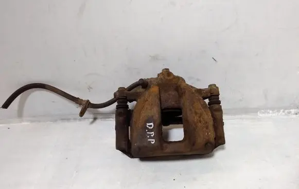 Honda CR-V Front brake caliper
