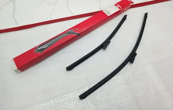 KIA Ceed Front wiper blade arm L983FK2418L9 20062010