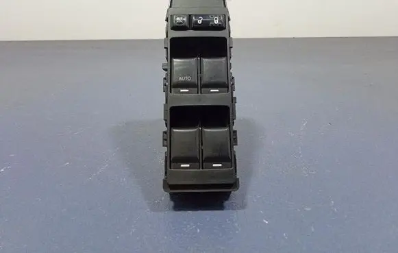 Dodge Magnum Electric window control switch 04602780AA