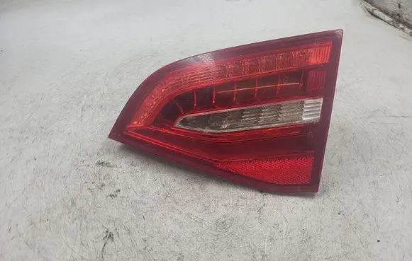 Audi A4 S4 B8 8K Tailgate rear/tail lights 8K9945094E