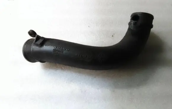 Volvo S60 Intercooler hose/pipe 30714480