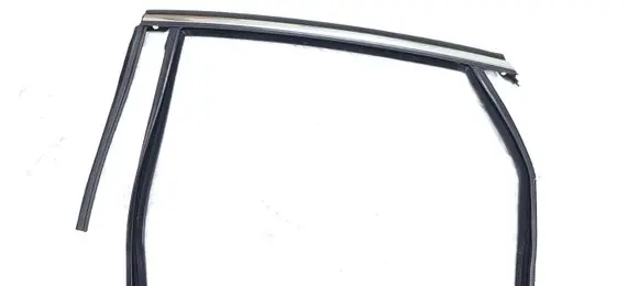 Ford Fusion II Rubber seal rear door window/glass HSS5033