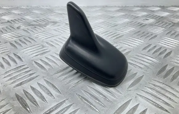 Audi A3 S3 8V Aerial GPS antenna 8V0035503AC