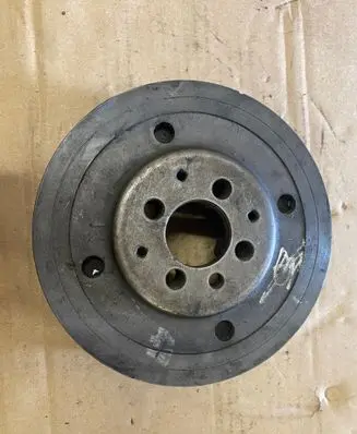 Volkswagen PASSAT B5.5 Crankshaft pulley 038105245