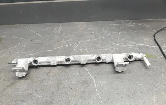 Ford Fusion Fuel main line pipe