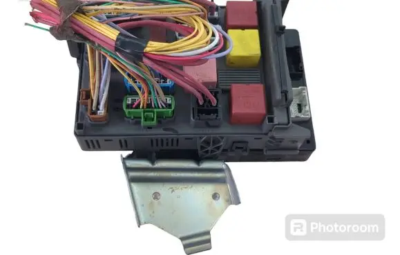 Renault Espace - Grand espace IV Fuse module 8200500347 10256844 216744655C