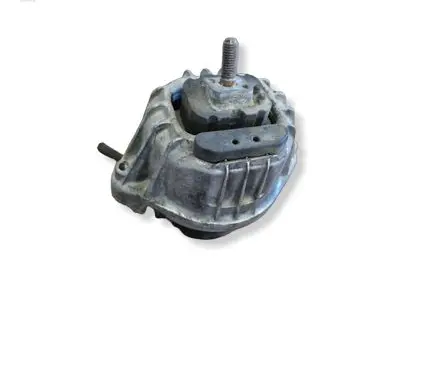 BMW 3 E90 E91 Engine mount bracket 6773742