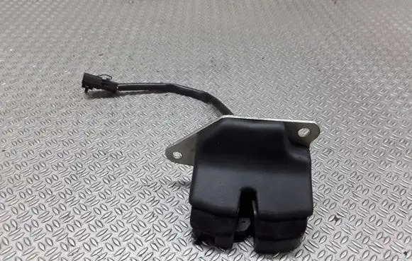 Fiat Albea Tailgate/trunk/boot lock/catch/latch