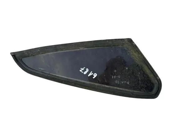 Audi 80 90 B2 Rear vent window glass 