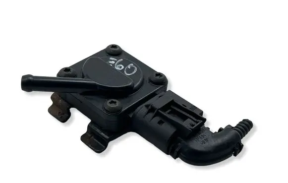 BMW 5 E60 E61 Exhaust gas pressure sensor 7789219 0010 09L06A