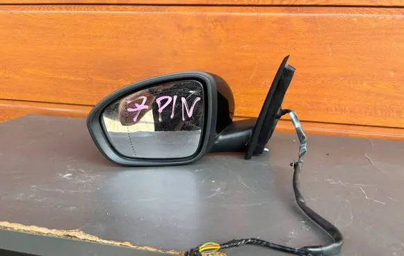 Renault Megane IV Front door electric wing mirror 26222911B