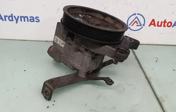 BMW 5 E60 E61 Power steering pump 6781486 32416781486
