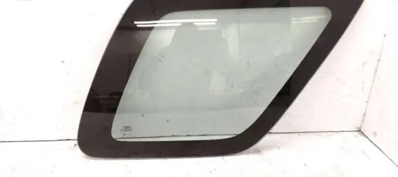 Ford Maverick Rear side window 43R000477 E000283