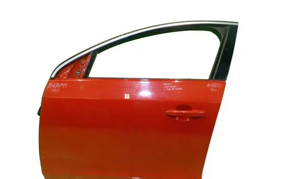 Volvo V70 Front door PRZOD LEWE