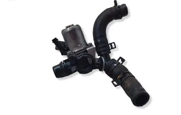 Mercedes-Benz E C207 W207 Coolant heater control valve A6512000431