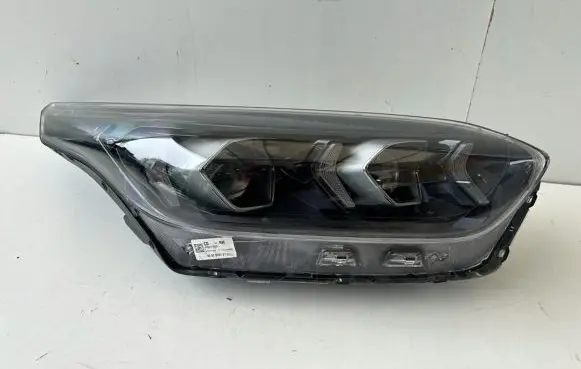 KIA Ceed Headlight/headlamp 92102J7500