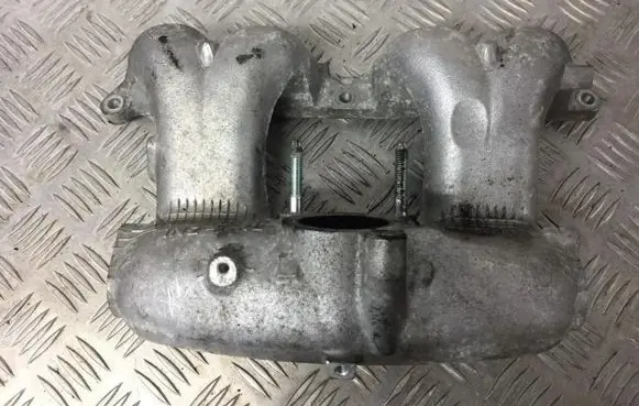 Toyota Prius (XW20) Intake manifold