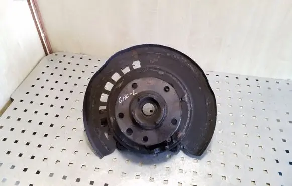 Audi Q7 4L Rear wheel hub 7L8505435