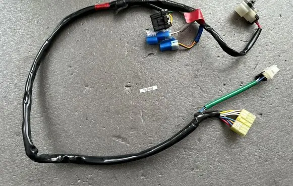 Nissan Patrol Y61 Seat wiring loom 87069VB310