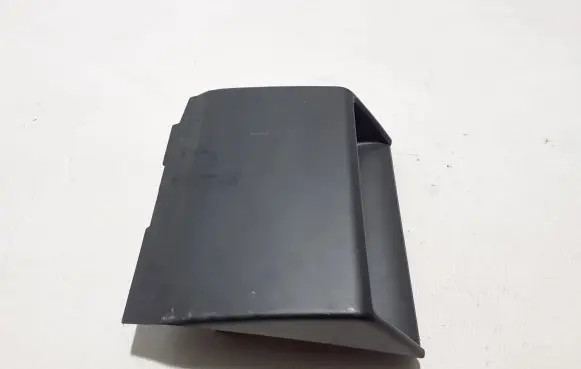 Tesla Model S Glove box 1018894