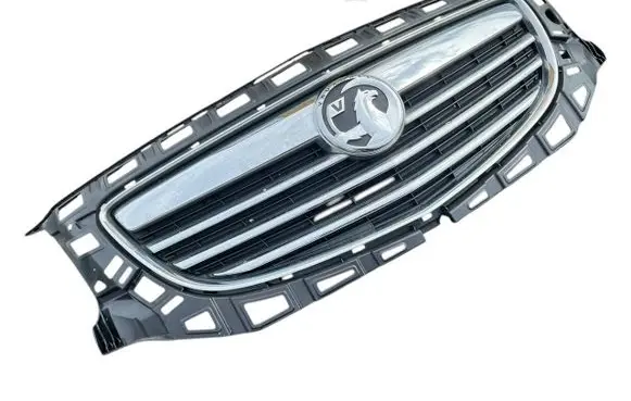 Opel Insignia A Front bumper upper radiator grill 903200057 13336307