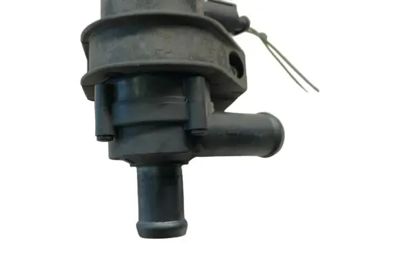 Volvo V40 Electric auxiliary coolant/water pump 30950000