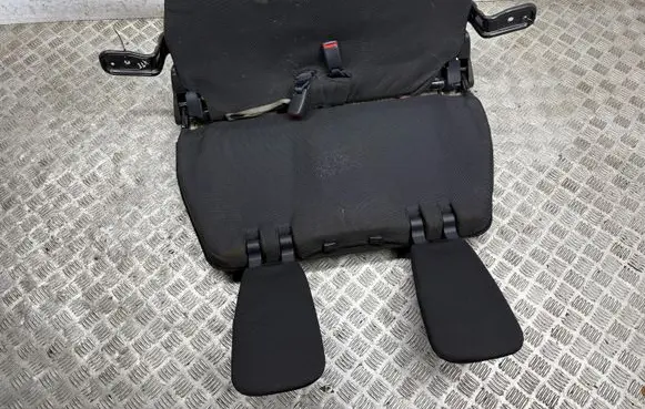 Citroen C-Crosser Third row seats 