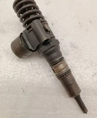 Audi A6 S6 C6 4F Fuel injector 0414720403