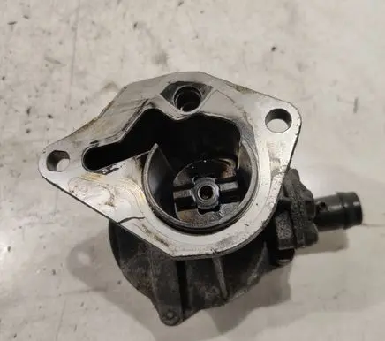 Renault Laguna II Vacuum pump 8200072985