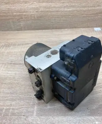 Mitsubishi Galant ABS Pump MR475997 045001774