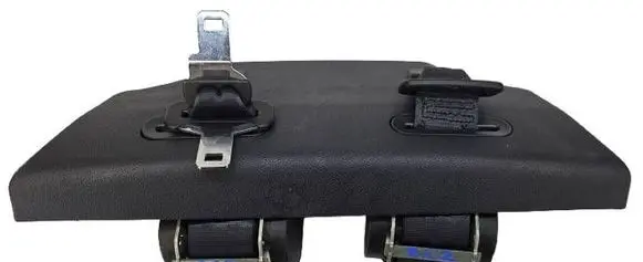Rear seatbelt