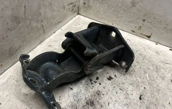 Renault Trafic II (X83) Loading door upper hinge 312304K