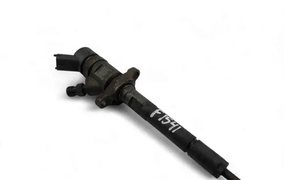 Volvo C30 Fuel injector 328480