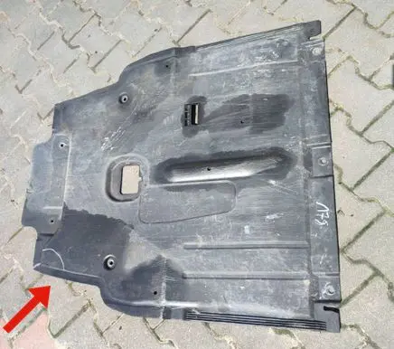 Mercedes-Benz CLA C117 X117 W117 Engine splash shield/under tray
