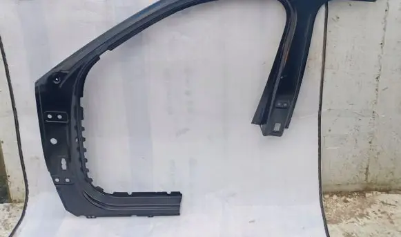 Volvo XC40 Front door card panel trim