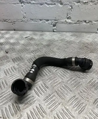 BMW X5 E70 Engine coolant pipe/hose