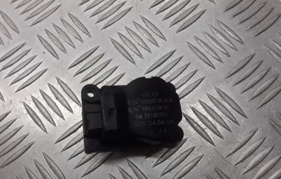 Opel Vectra C Central body control module 09180200