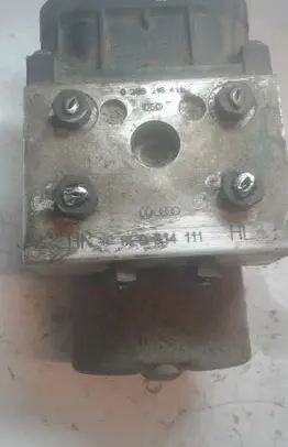 Audi A4 S4 B5 8D ABS Pump 8E0614111 0265216411