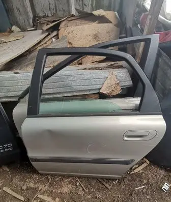 Volvo S80 Rear door 