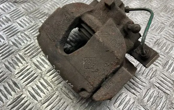 Renault Laguna III Front brake caliper