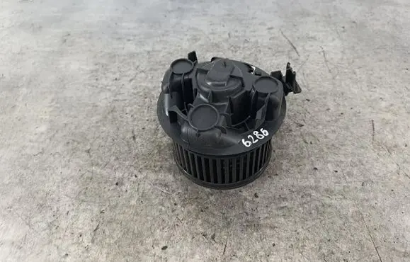 Renault Clio III Heater fan/blower 