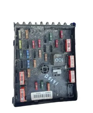 Volkswagen PASSAT B6 Fuse box set 3C0937125
