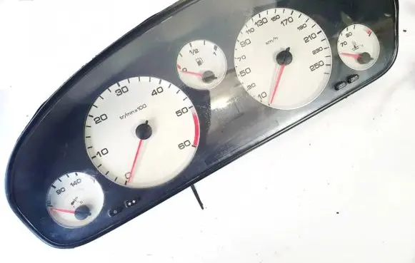 Peugeot 607 Speedometer (instrument cluster) 9639118780