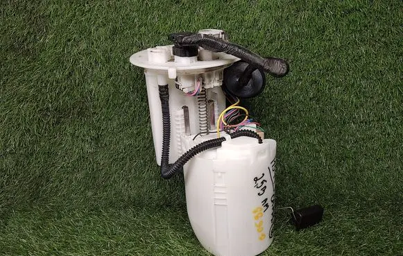 Toyota Camry VIII XV70 In-tank fuel pump 7702006520 KA2922805000