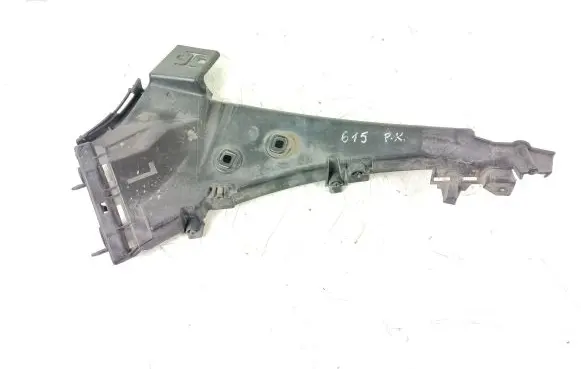 Audi Q7 4L Front bumper mounting bracket 4L0807283B