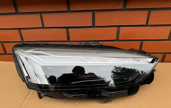 Audi A5 Headlight/headlamp 8W6941040 A2433003235 030112023400