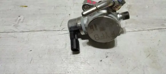 Mazda 2 Fuel injection high pressure pump 12C1721425