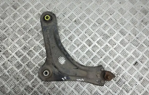 Peugeot 2008 I Front lower control arm/wishbone