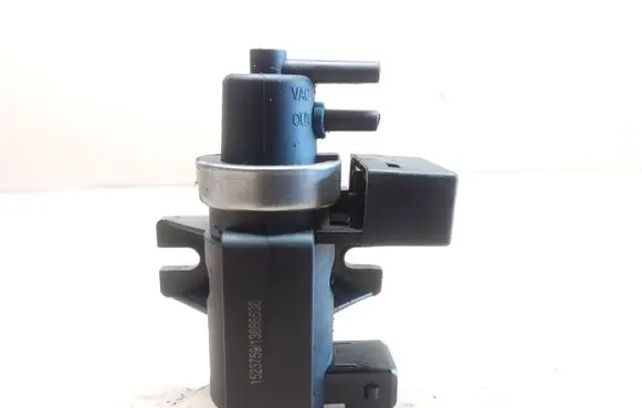 Vacuum valve